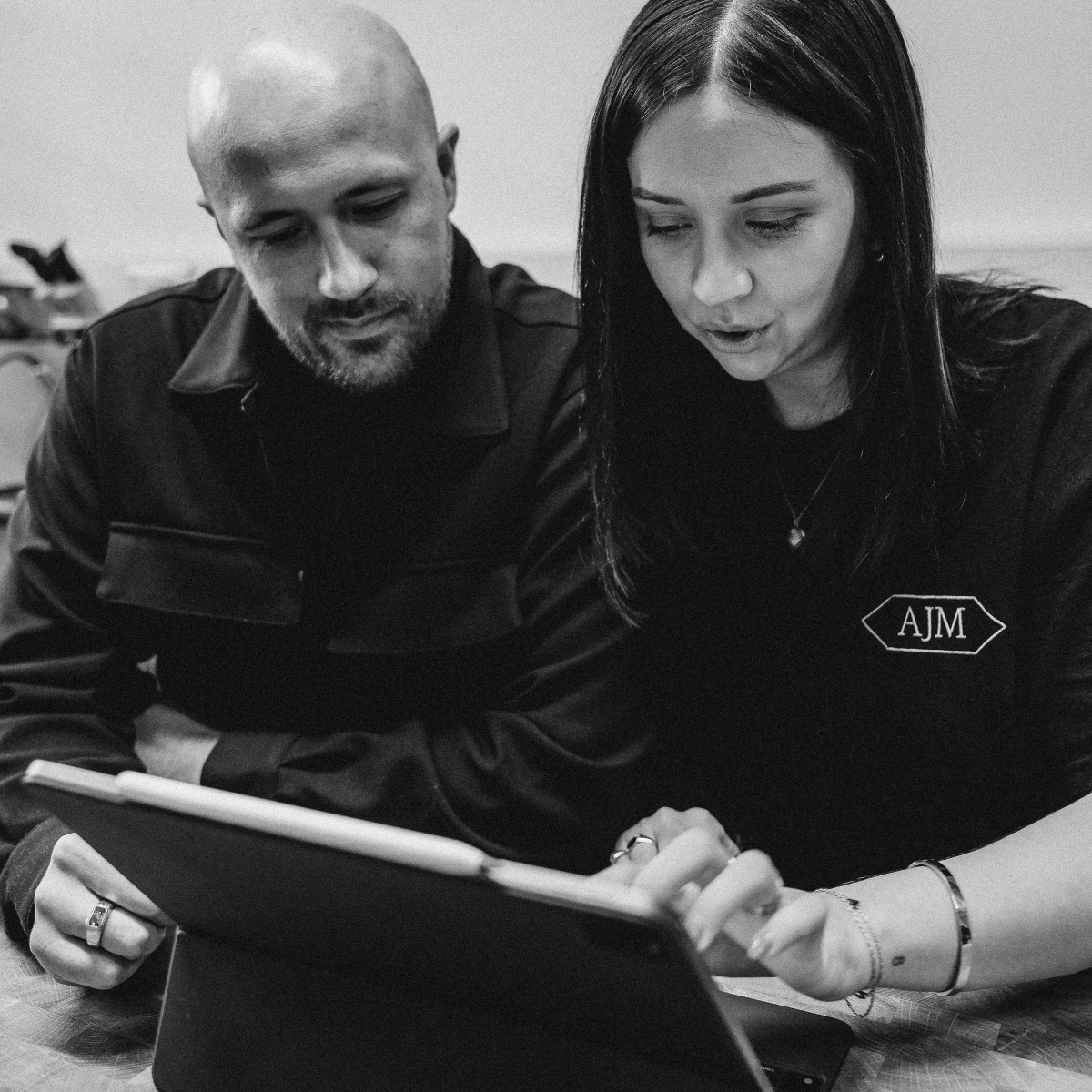 AJM Jewellery Ltd, Bespoke Jewellery, Repairs, Remodel, Valutaion, Dockyard, Chatham, Kent, Medway